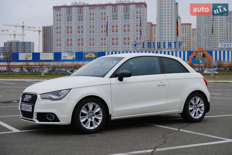Хетчбек Audi A1 2010 в Києві