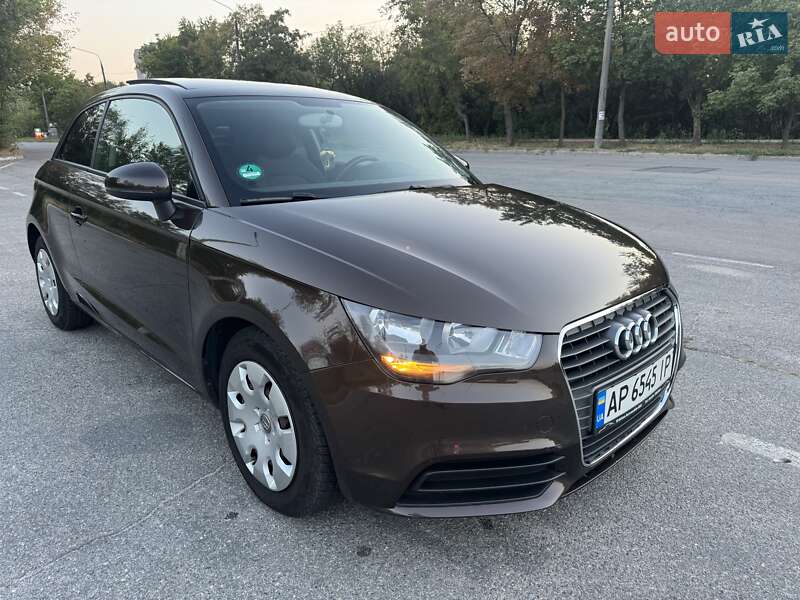 Хэтчбек Audi A1 2012 в Запорожье