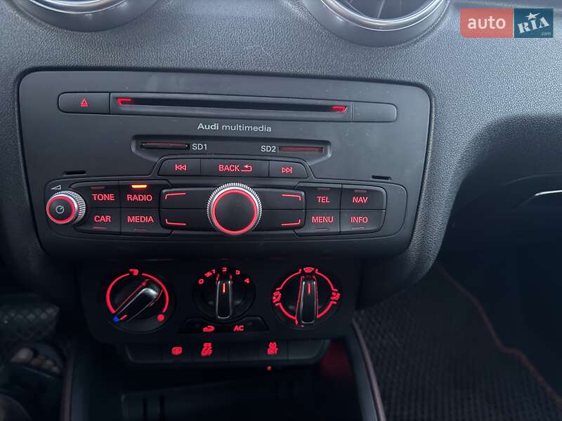 Хэтчбек Audi A1 2012 в Запорожье