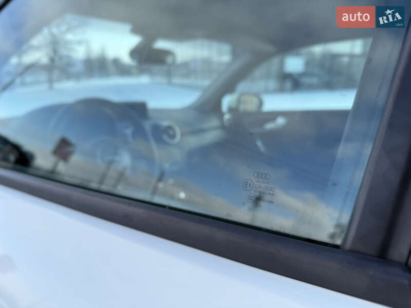 Хетчбек Audi A1 2010 в Харкові