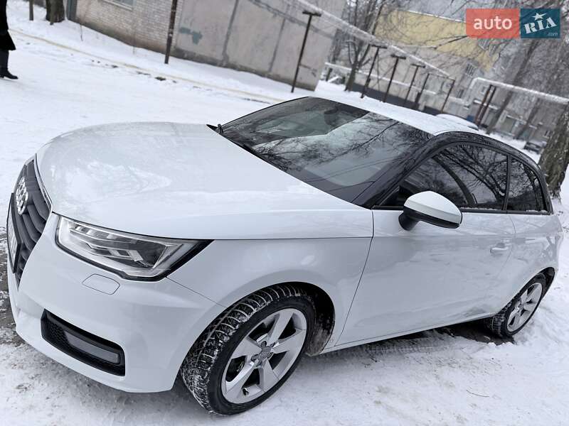 Хэтчбек Audi A1 2015 в Лозовой
