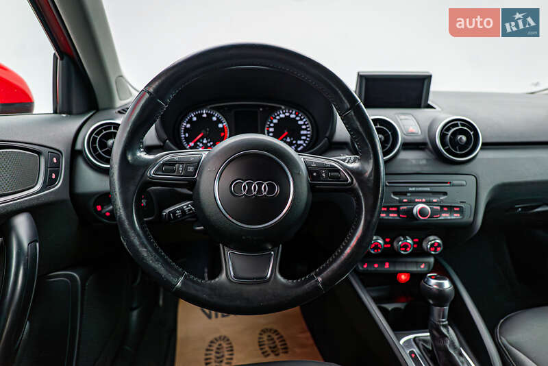 Хэтчбек Audi A1 2012 в Киеве