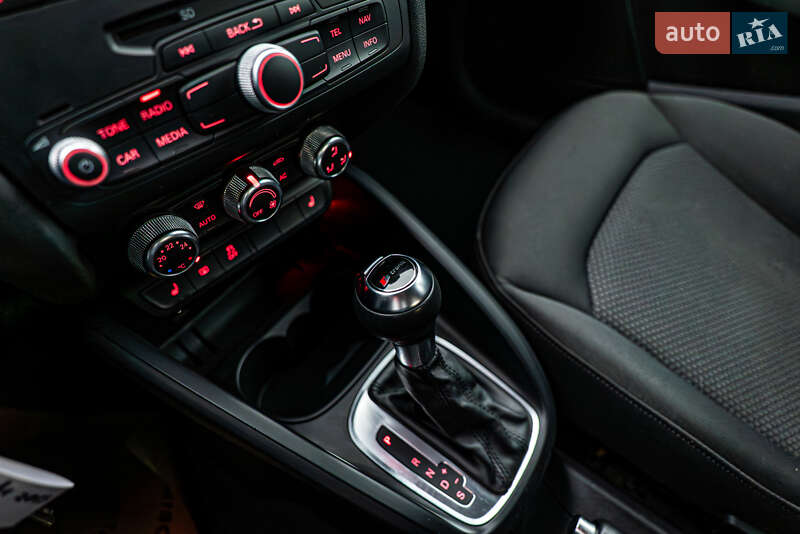 Хэтчбек Audi A1 2012 в Киеве