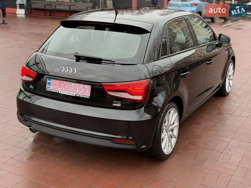 Хэтчбек Audi A1 2015 в Ровно