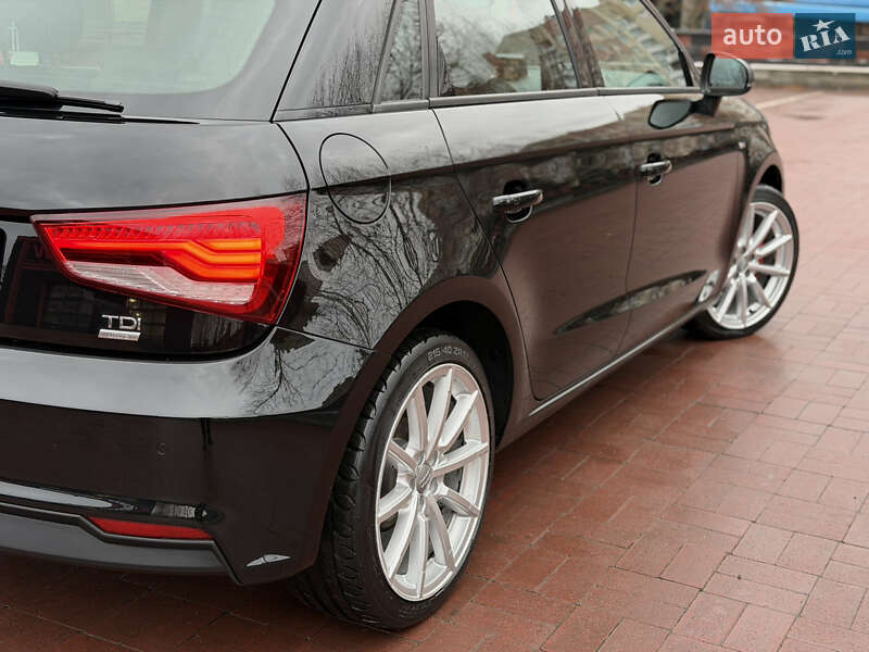 Хэтчбек Audi A1 2015 в Ровно