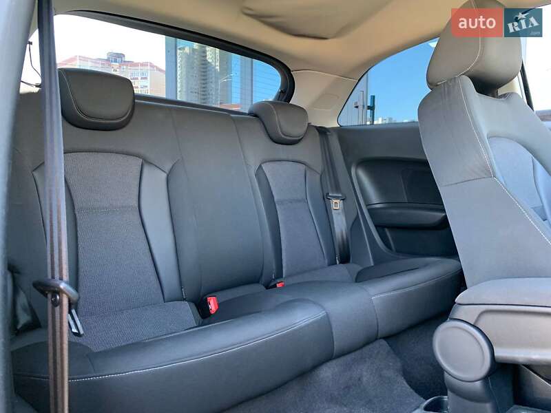 Хетчбек Audi A1 2011 в Києві фото 12 Хетчбек Audi A1 2011 в Києві