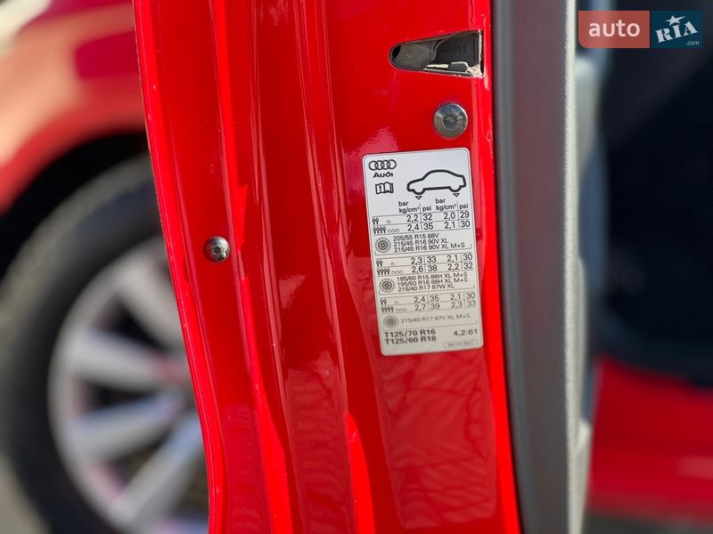 Хетчбек Audi A1 2011 в Львові