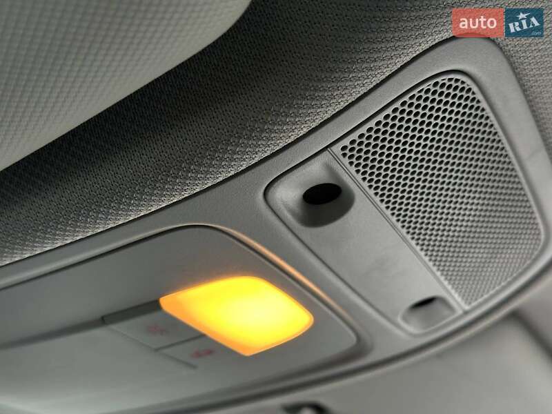 Хэтчбек Audi A1 2011 в Львове