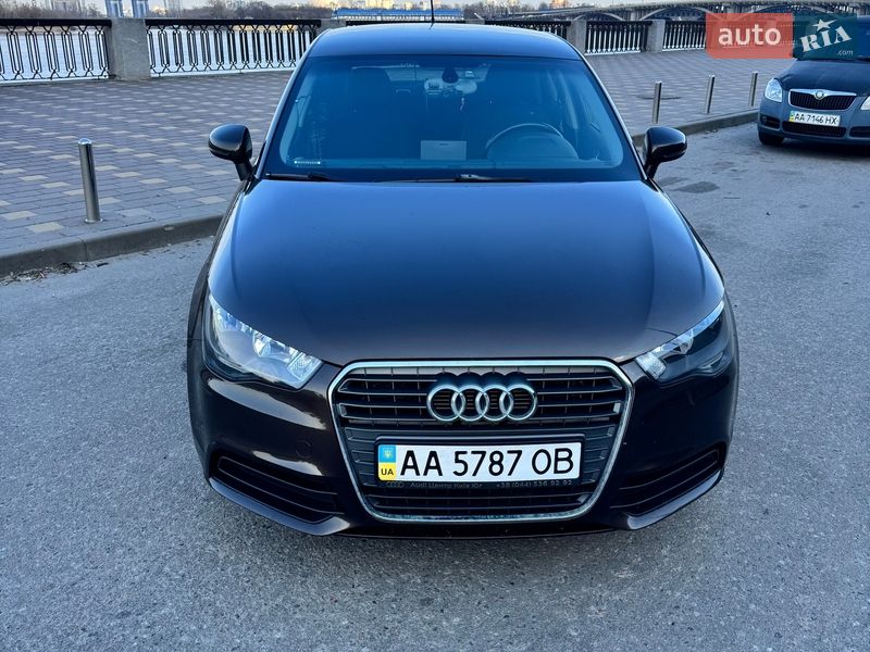 Хэтчбек Audi A1 2013 в Киеве
