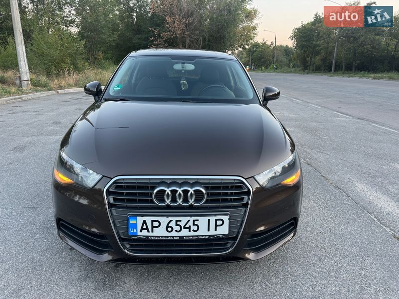 Хэтчбек Audi A1 2012 в Запорожье