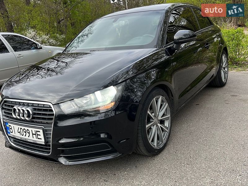 Хэтчбек Audi A1 2011 в Полтаве