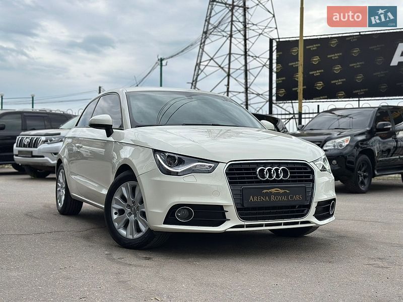Хэтчбек Audi A1 2010 в Харькове