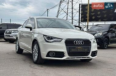 Хэтчбек Audi A1 2010 в Харькове