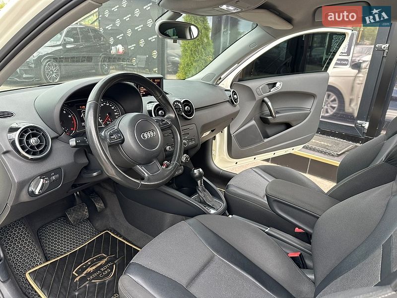 Хэтчбек Audi A1 2010 в Харькове