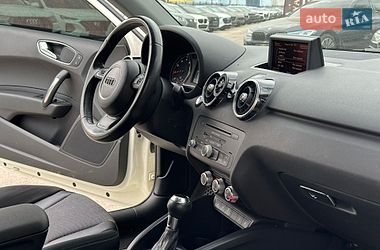 Хэтчбек Audi A1 2010 в Харькове