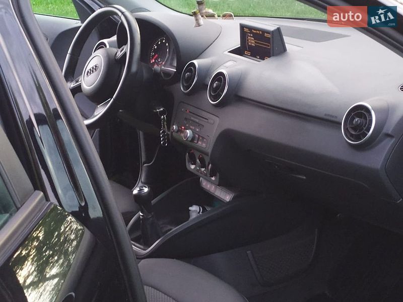 Хэтчбек Audi A1 2013 в Ахтырке