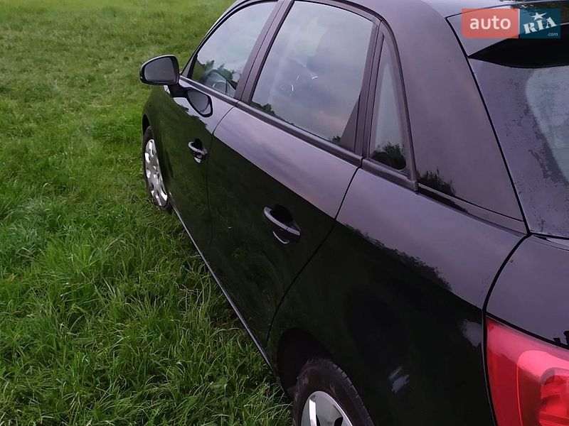 Хэтчбек Audi A1 2013 в Ахтырке
