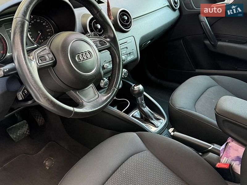Хэтчбек Audi A1 2012 в Хмельницком