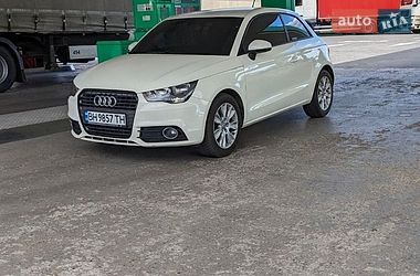 Хэтчбек Audi A1 2012 в Одессе
