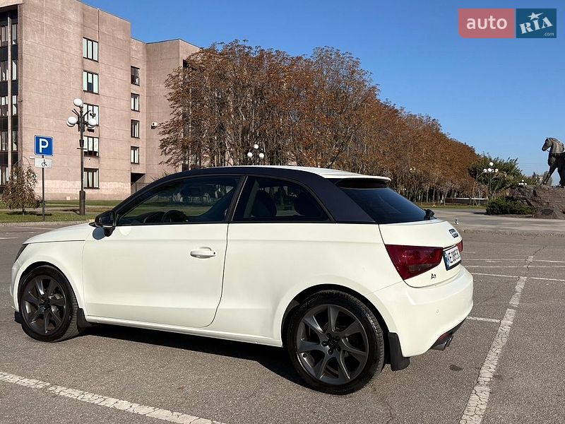 Хэтчбек Audi A1 2010 в Кривом Роге