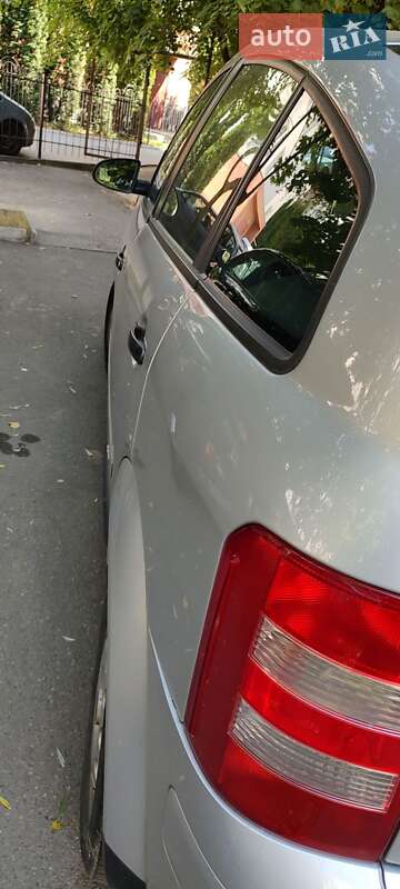 Хэтчбек Audi A2 2005 в Виннице