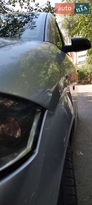 Хэтчбек Audi A2 2005 в Виннице