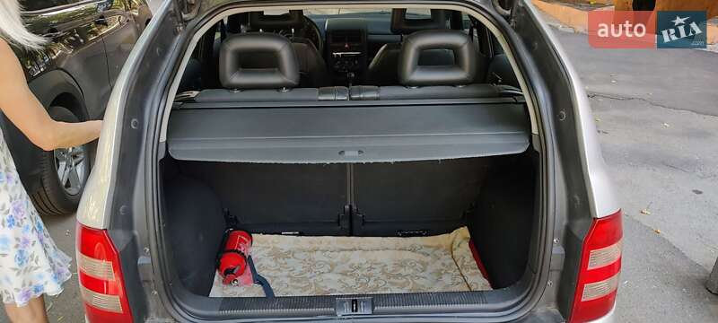 Хэтчбек Audi A2 2005 в Виннице