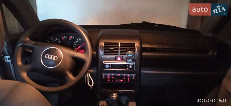 Хэтчбек Audi A2 2000 в Берегово фото 8 Хэтчбек Audi A2 2000 в Берегово