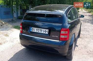 Хэтчбек Audi A2 2002 в 
