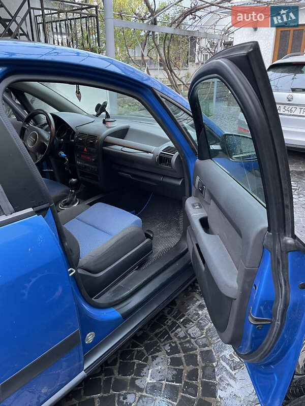 Хетчбек Audi A2 2003 в Тернополі