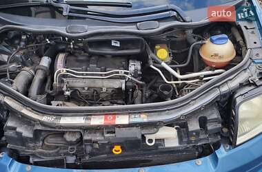 Хэтчбек Audi A2 2003 в Рожище