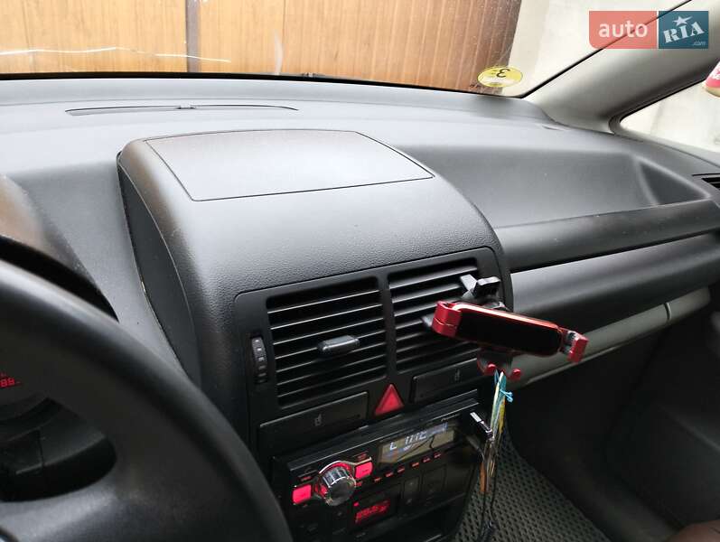 Хэтчбек Audi A2 2000 в Николаеве