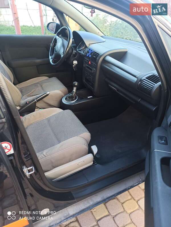 Хэтчбек Audi A2 2005 в Золочеве фото 10 Хэтчбек Audi A2 2005 в Золочеве