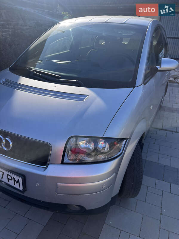 Хэтчбек Audi A2 2001 в Хусте