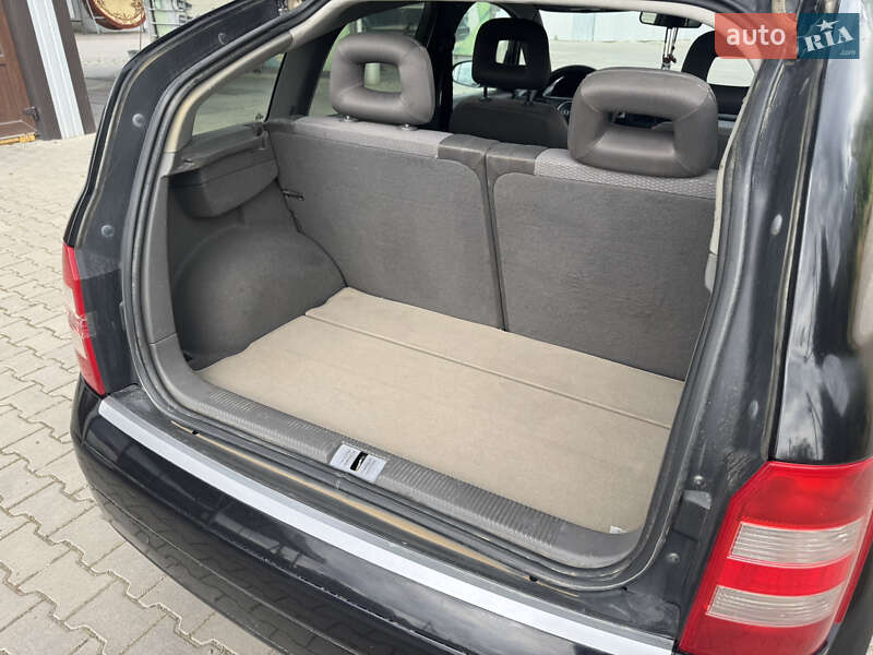 Хэтчбек Audi A2 2001 в Новоселице