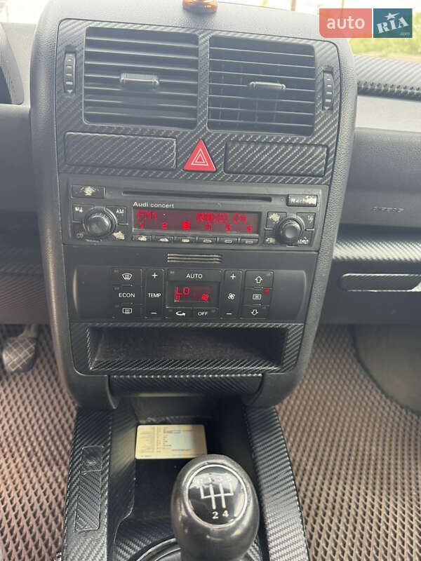 Хэтчбек Audi A2 2001 в Новоселице