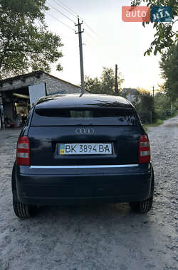 Хэтчбек Audi A2 2001 в 