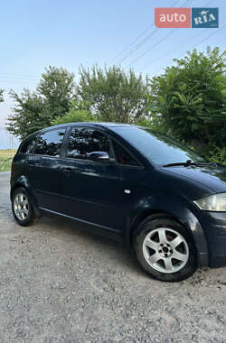 Хэтчбек Audi A2 2001 в 