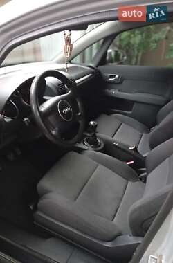 Хетчбек Audi A2 2002 в 