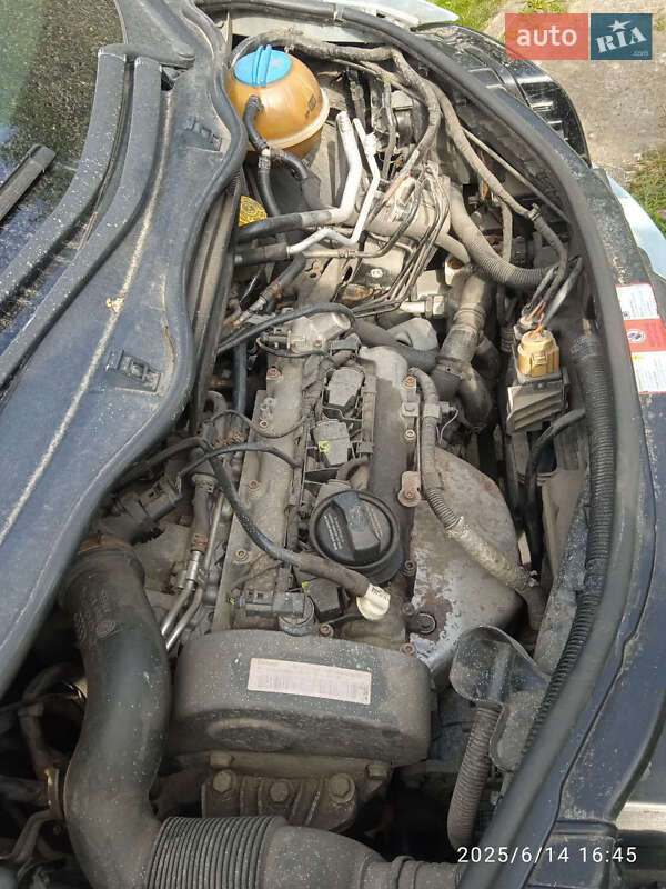 Хэтчбек Audi A2 2002 в Смеле