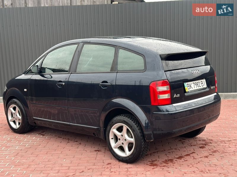 Хетчбек Audi A2 2002 в Сарнах