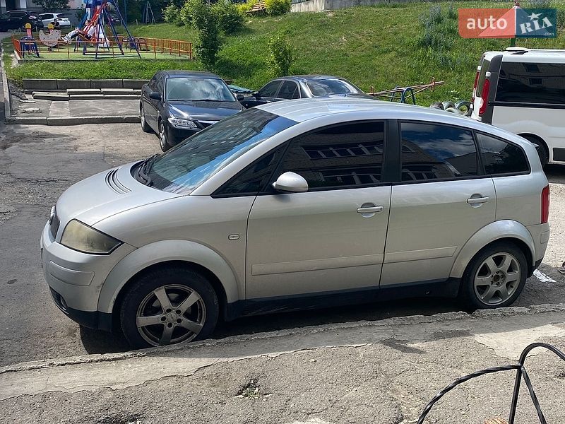 Хетчбек Audi A2 2000 в Тернополі