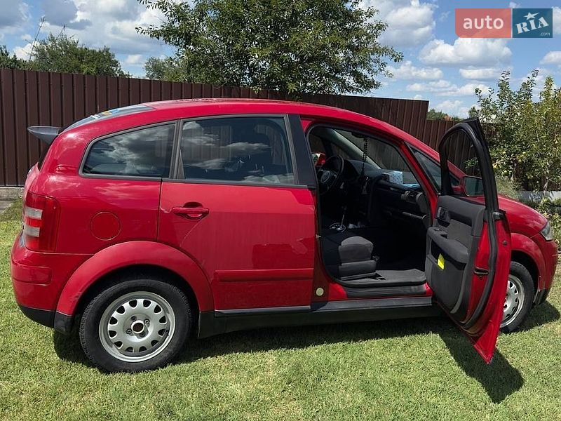 Хетчбек Audi A2 2003 в Києві