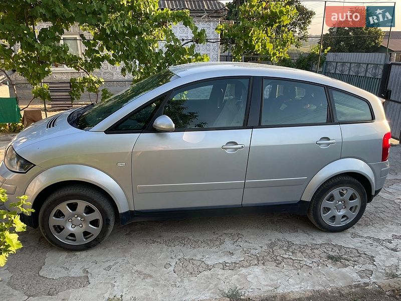 Хэтчбек Audi A2 2004 в Кривом Роге
