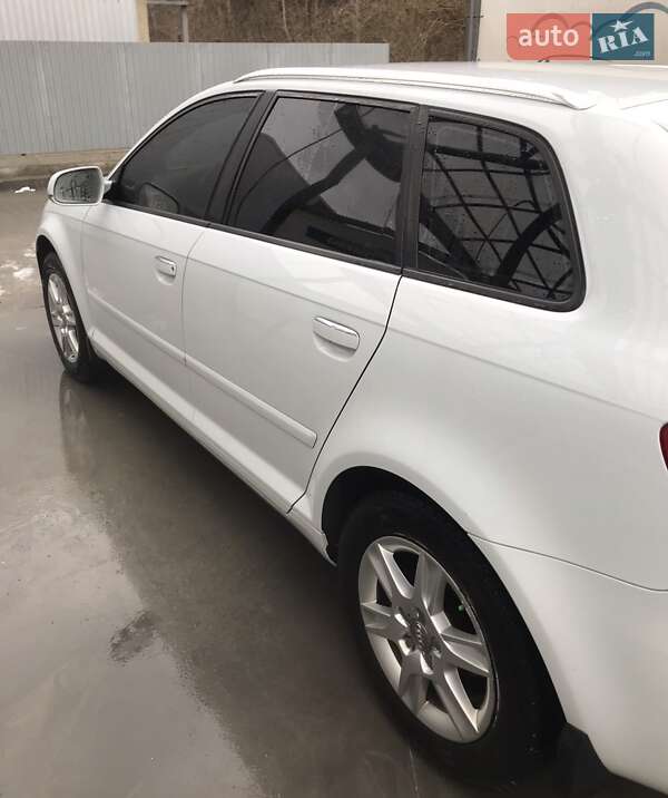 Хетчбек Audi A3 Sportback 2012 в Львові