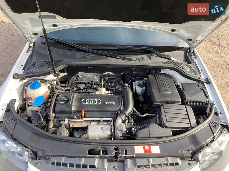 Хэтчбек Audi A3 Sportback 2008 в Днепре