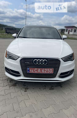 Хетчбек Audi A3 Sportback 2016 в Львові