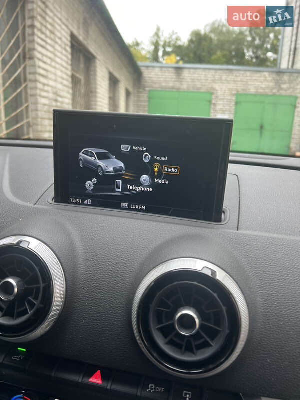 Хэтчбек Audi A3 Sportback 2016 в Львове фото 49 Хэтчбек Audi A3 Sportback 2016 в Львове