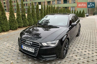 Хэтчбек Audi A3 Sportback 2014 в Киеве