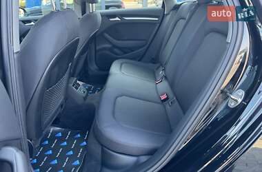 Хетчбек Audi A3 Sportback 2018 в 